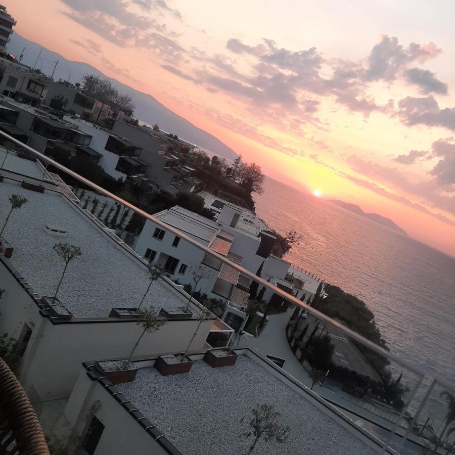 Villa Amos At Aquamarine Residence Vlorë Exteriör bild